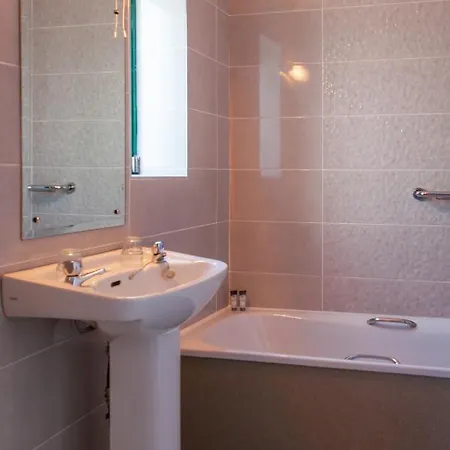 Lough Lannagh ベッド・アンド・ブレックファスト キャッスルバー