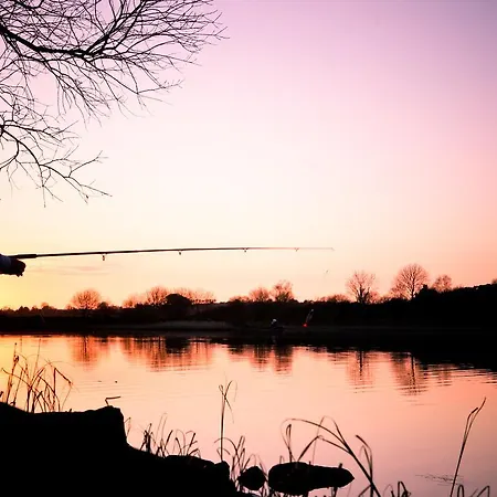 Lough Lannagh ベッド・アンド・ブレックファスト キャッスルバー